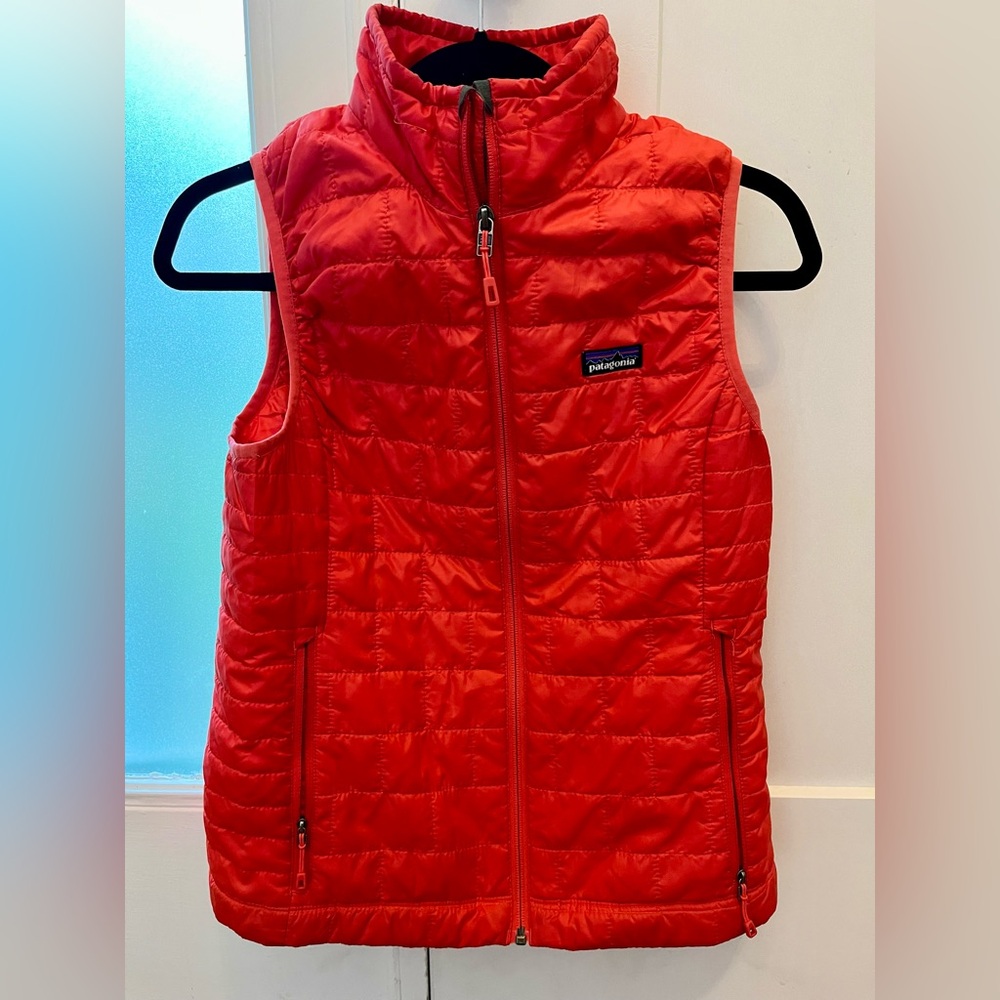 Women’s Patagonia Nano Puff Vest, small